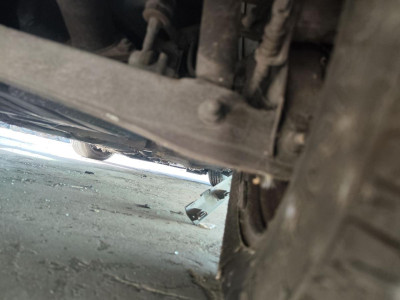 BRAZO SUSPENSION TRASERO DERECHO