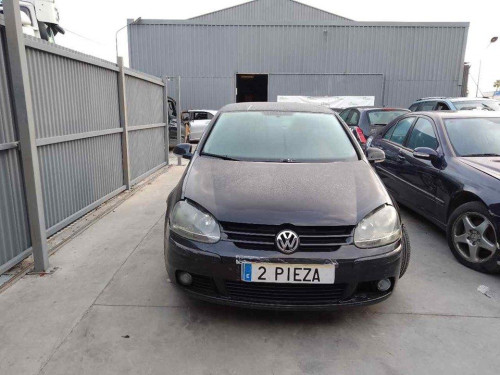 VOLKSWAGEN GOLF V (1K1)(10.2003) — vehículo donante para recambios 