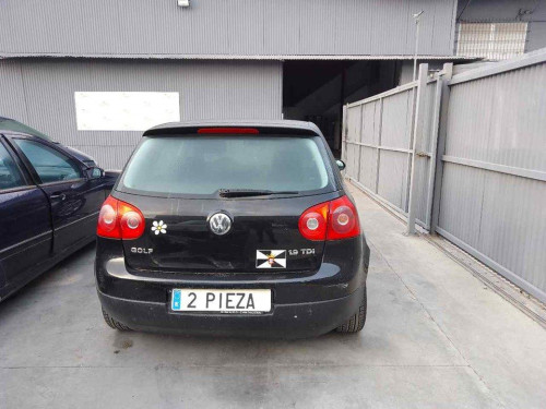 VOLKSWAGEN GOLF V (1K1)(10.2003) — vehículo donante para recambios 