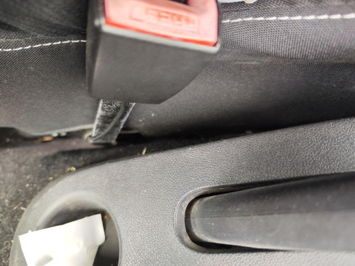 PRETENSOR AIRBAG IZQUIERDO Renault CLIO III 