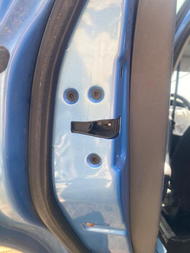 CERRADURA PUERTA TRASERA IZQUIERDA Ford FOCUS BERLINA (CB4) 