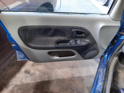 RENAULT CLIO II FASE II (B/CB0)