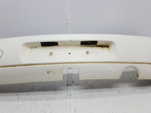  PARAGOLPES TRASERO FORD FIESTA BERLINA 