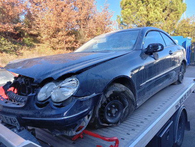 MERCEDES-BENZ CLK (BM 209) COUPE