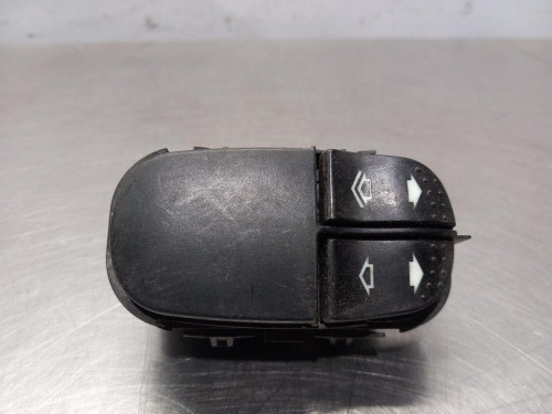  MANDO ELEVALUNAS DELANTERO IZQUIERDO Ford FOCUS BERLINA (CAK) 
