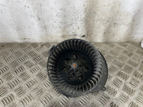 MOTOR CALEFACCION 
