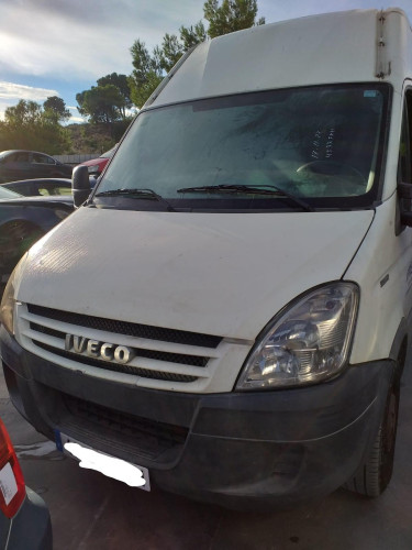 IVECO DAILY FURGÓN — автомобиль-донор на запчасти 