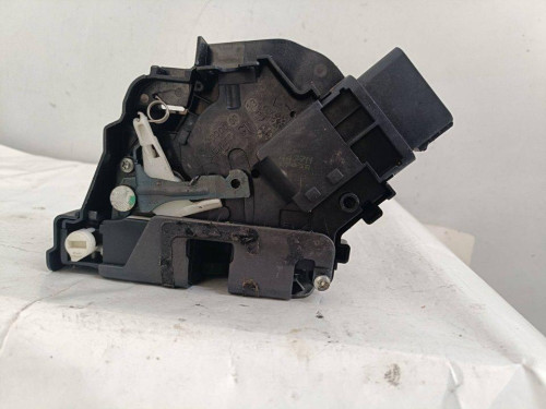 CERRADURA PUERTA TRASERA IZQUIERDA Ford FOCUS SPORTBREAK (CAP) 