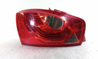 PILOTO TRASERO IZQUIERDO