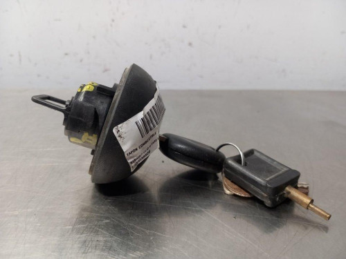  TAPON COMBUSTIBLE 