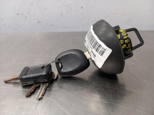  TAPON COMBUSTIBLE 