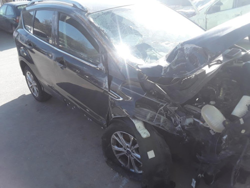 FORD KUGA (CBS) — vehículo donante para recambios 