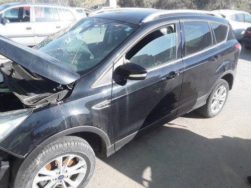 FORD KUGA (CBS) — vehículo donante para recambios 
