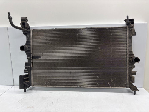 RADIADOR AGUA Opel CORSA E 