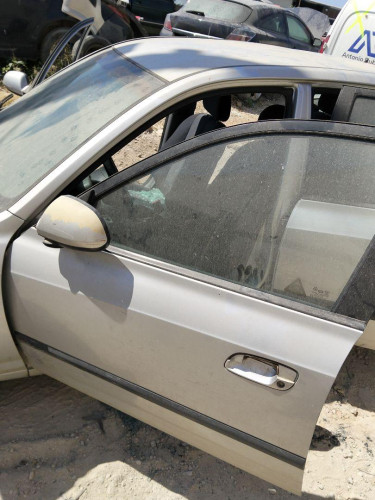 PUERTA DELANTERA IZQUIERDA Hyundai ELANTRA (XD) 