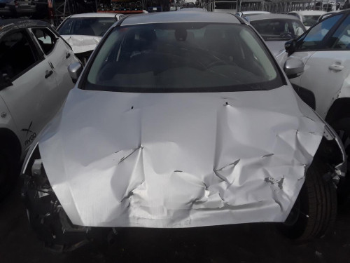  FORD FOCUS BERLINA (CB8) 