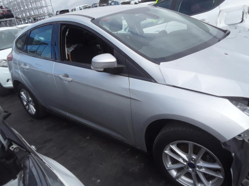  FORD FOCUS BERLINA (CB8) 