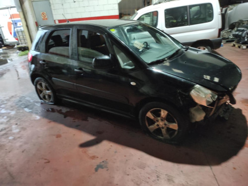 SUZUKI SX4 (RW/EY) — vehículo donante para recambios 