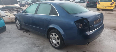 AUDI A4 BERLINA (8E)