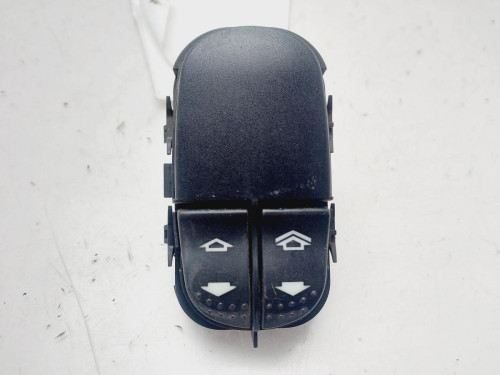  MANDO ELEVALUNAS DELANTERO IZQUIERDO Ford FOCUS BERLINA (CAK) 