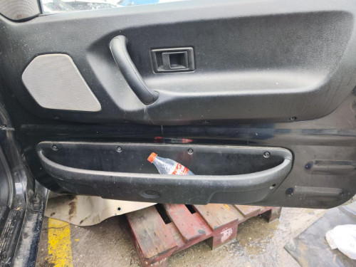 GUARNECIDO PUERTA DELANTERA DERECHA Land Rover FREELANDER (LN) 