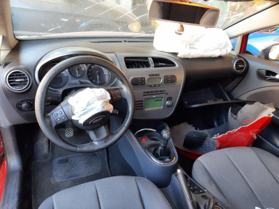 SEAT LEON (1P1)