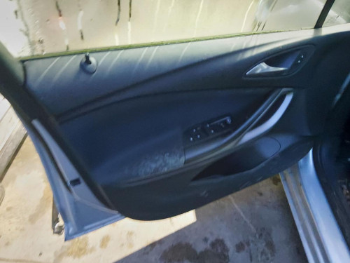 OPEL ASTRA K BERLINA 5P — автомобиль-донор на запчасти 