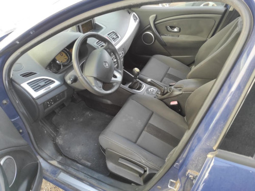 RENAULT MEGANE III BERLINA 5P — автомобиль-донор на запчасти 