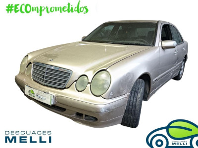 MERCEDES-BENZ CLASE E (BM 210) BERLINA
