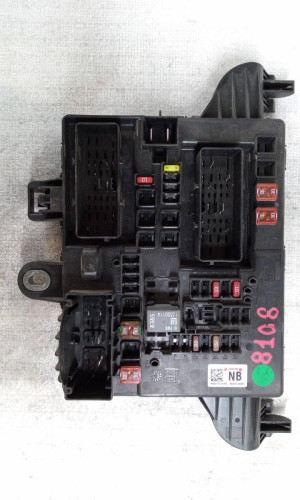 CAJA RELES / FUSIBLES OPEL INSIGNIA SPORTS TOURER 