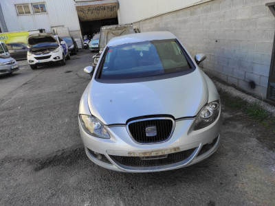 SEAT LEON (1P1)