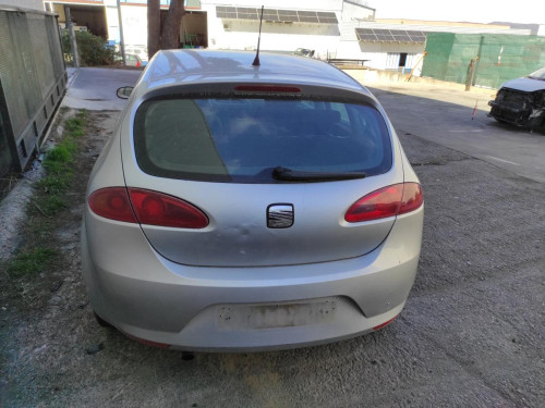 SEAT LEON (1P1) — vehículo donante para recambios 