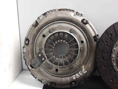 KIT EMBRAGUE FORD FOCUS BERLINA (CAP) 