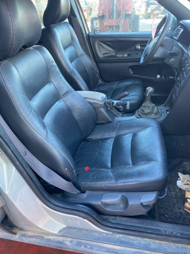 VOLVO V70 FAMILIAR 