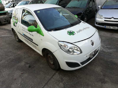 RENAULT TWINGO II — автомобиль-донор на запчасти 
