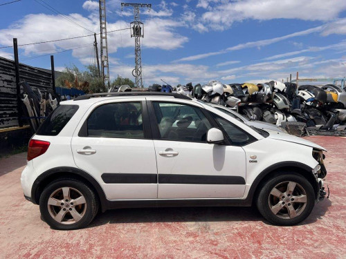SUZUKI SX4 (RW/EY) — vehículo donante para recambios 