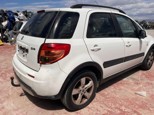 SUZUKI SX4 (RW/EY) — vehículo donante para recambios 