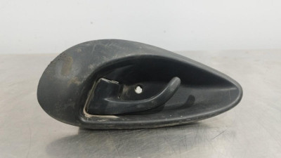 MANETA INTERIOR DELANTERA IZQUIERDA