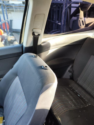 CINTURON SEGURIDAD DELANTERO DERECHO