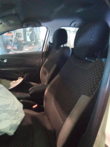 RENAULT CAPTUR I — Donor Vehicle for Used Parts 