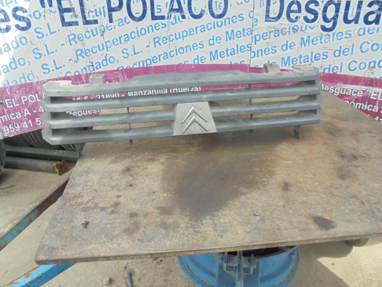 REJILLA DELANTERA