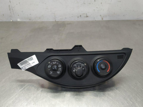MANDO CALEFACCION / AIRE ACONDICIONADO TOYOTA YARIS (KSP1/NLP1/NSP1) 