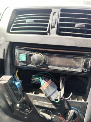 SISTEMA AUDIO / RADIO CD