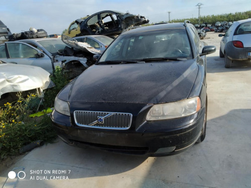  VOLVO V70 FAMILIAR 