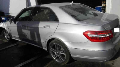 MERCEDES-BENZ CLASE E (BM 212) LIM. — vehículo donante para recambios 