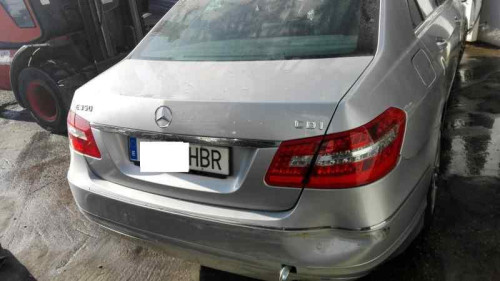 MERCEDES-BENZ CLASE E (BM 212) LIM. — vehículo donante para recambios 