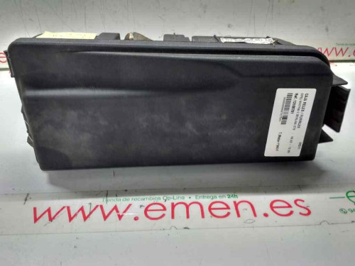  CAJA RELES / FUSIBLES OPEL VECTRA C BERLINA 