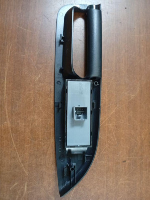 MANDO ELEVALUNAS DELANTERO IZQUIERDO