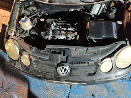 TRAVESAÑO SUPERIOR Volkswagen POLO IV (9N1) 