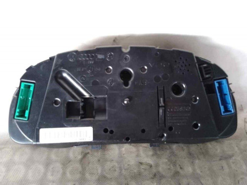 CUADRO INSTRUMENTOS Volkswagen PASSAT BERLINA (3B3) 